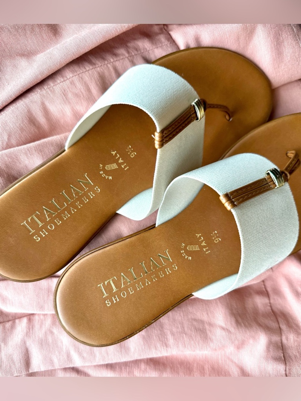 ✨ Italian 🇮🇹 Shoemakers | Afia in White and Tan Slide Sandals